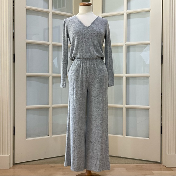 NWT Lou & Grey Signature Soft Brushed Marled Long Sleeve Knit Jumpsuit XS - Picture 1 of 16